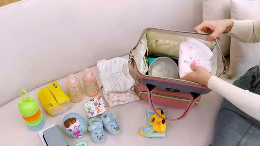 10 cosas que no pueden faltar en tu pañalera: un checklist amigable para que las mamás primerizas no se sientan perdidas