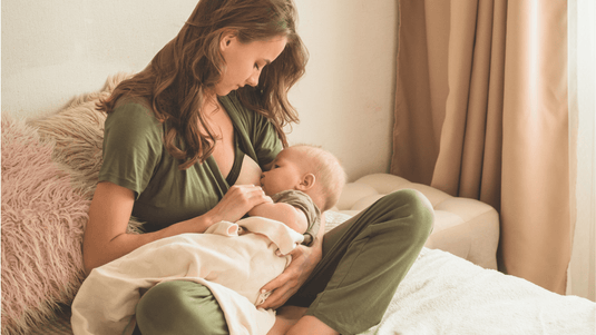 lechematerna_mama_bebe_coccoylolo