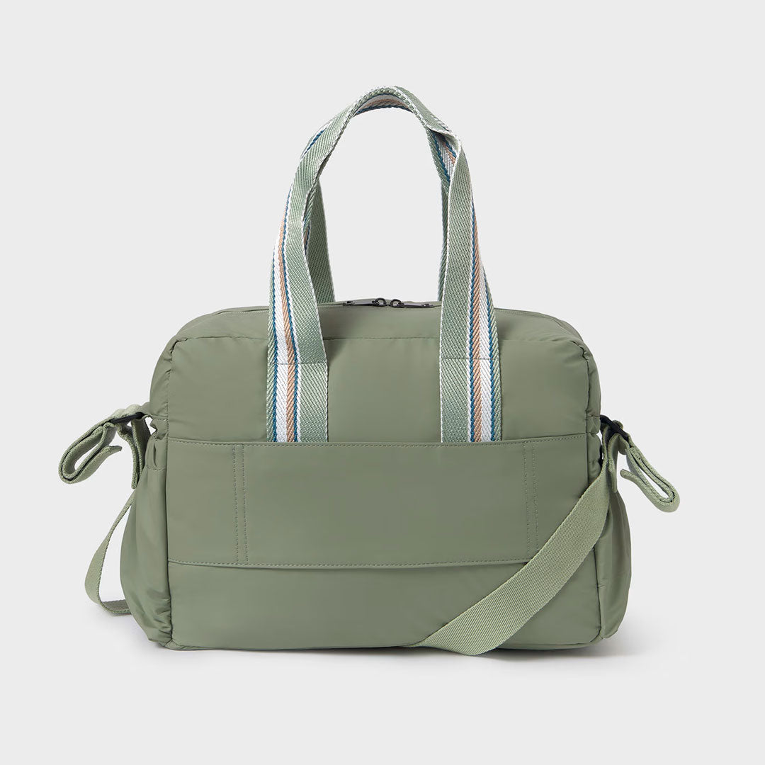 Bolso pañalera con asa fantasía impermeable, hecho en material resistente y resistente a líquidos, múltiples bolsillos para mejor orden, de buena capacidad de almacenamiento - Mayoral