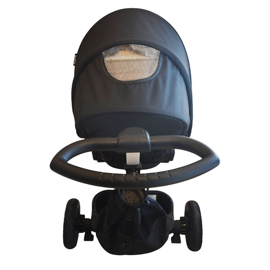 Coche paseador estilo Triciclo Deluxe, con sistema de plegado, asiento ajustable con rotación 360°, manillar de control parental, canasta de almacenamiento, campanilla, cinturón de seguridad de 5 puntos - Kidilo