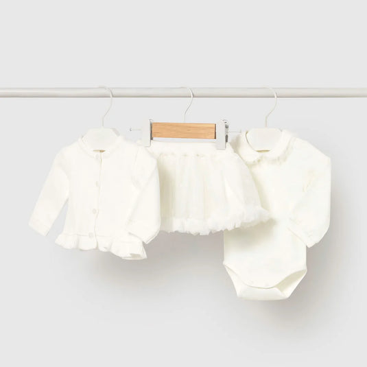 Conjunto 3pz blanco buzo con bolero y falda para bebé, cuello redondo, cierre con botones en la parte delantera, body de manga larga, falda con cinturilla elástica - Mayoral
