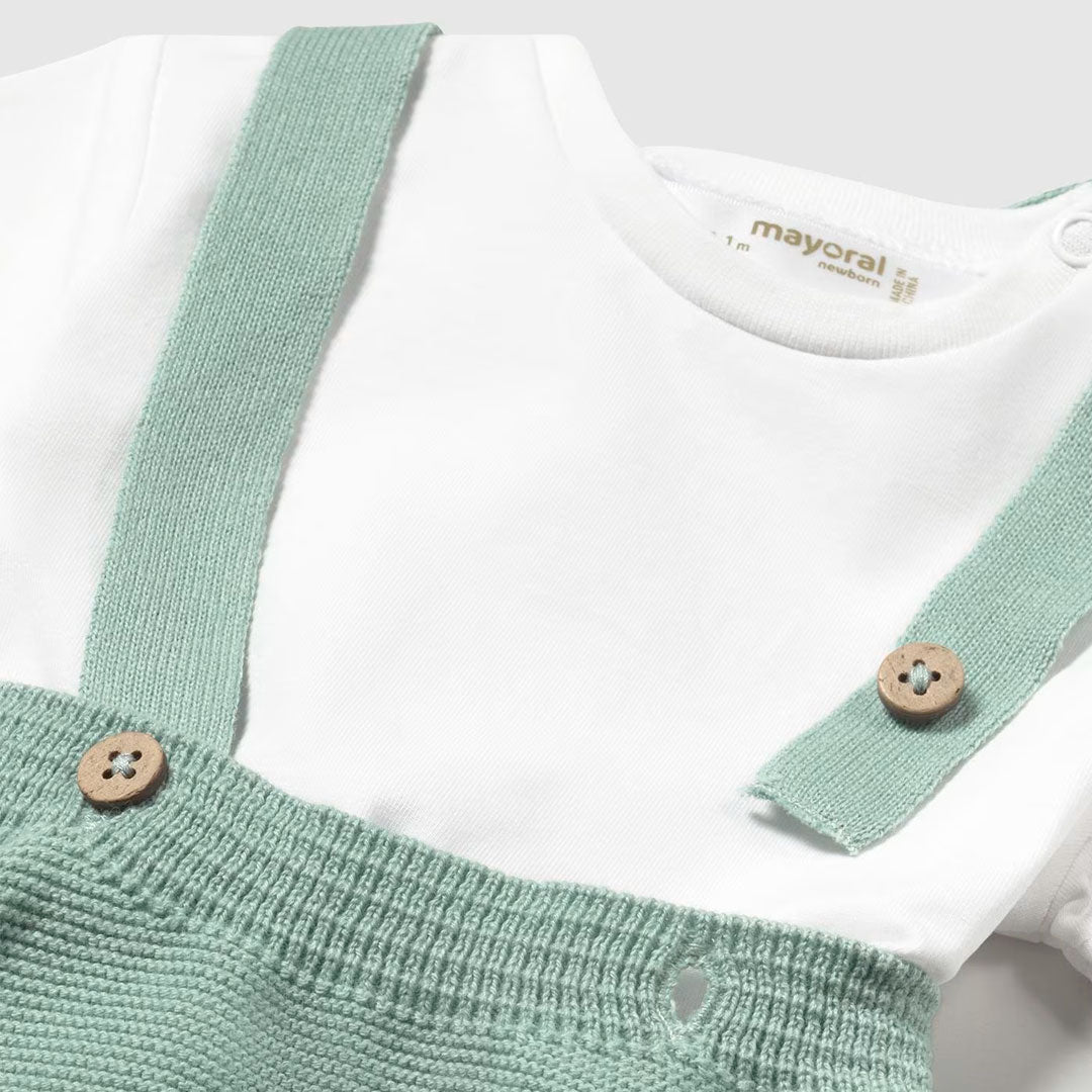 Conjunto tejido Verde 3pz pantalón corto con tirantes para bebé, camiseta de tela transpirable, buzo tejido con botones, en algodón hipoalergénico - Mayoral