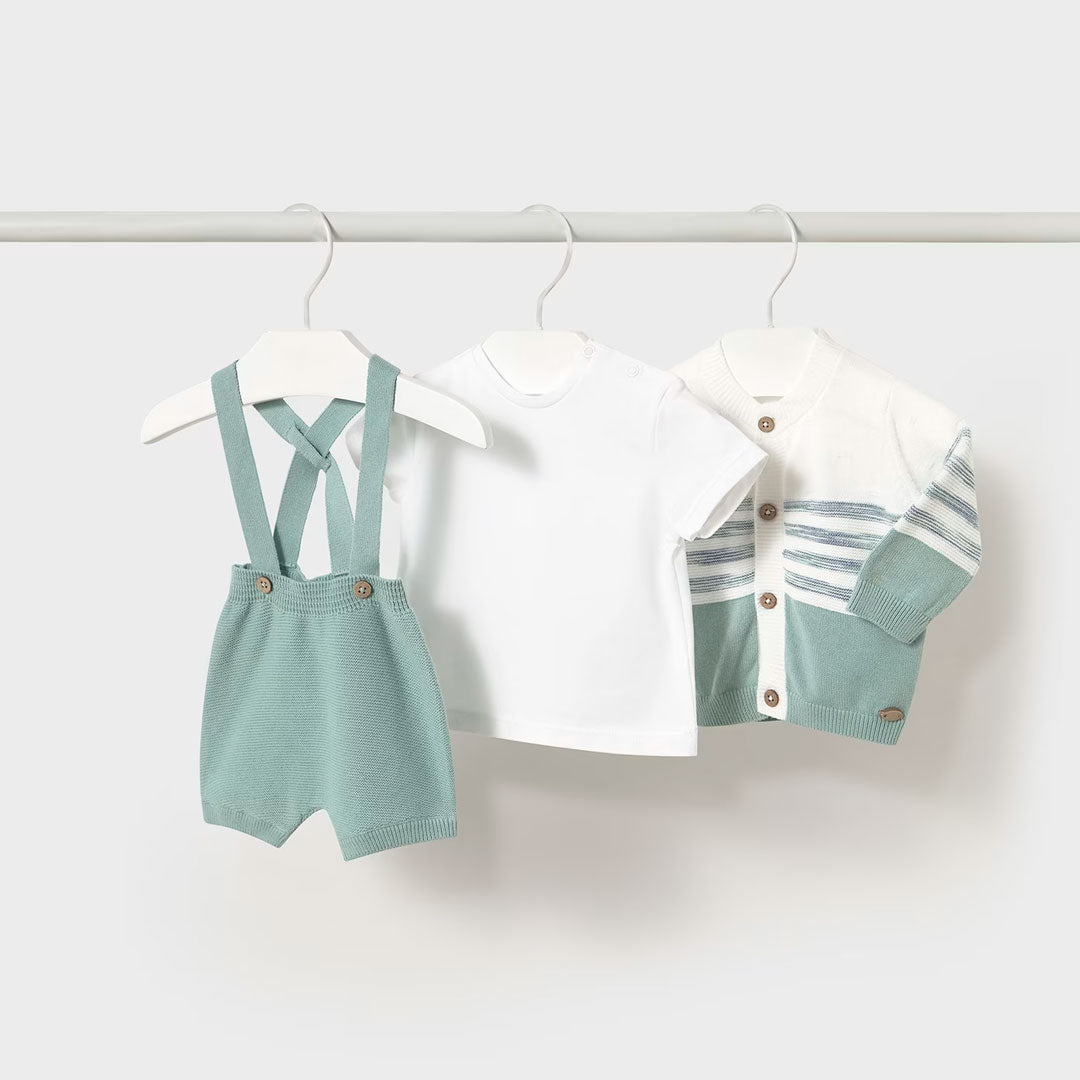 Conjunto tejido Verde 3pz pantalón corto con tirantes para bebé, camiseta de tela transpirable, buzo tejido con botones, en algodón hipoalergénico - Mayoral
