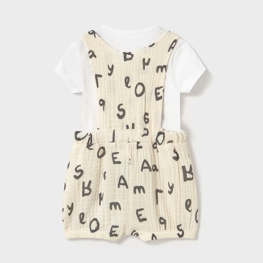 Conjunto Overall estampado letras y camiseta blanca, set de 2pz con colores a juego, hecho en tela ligera y transpirable - Mayoral