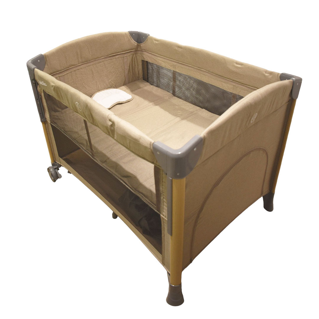 Corral colecho con cambiador y moisés, sistema plegable con bolsa viajera, con ruedas traseras para fácil movimiento, cambiador ajustable a la estructura, con mosquitero retirable - Kidilo