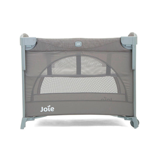 Corral colecho Kubbie Gris dos niveles, con abatible lateral para usarla como colecho, sistema de plegado, con laterales en malla, cierre para ingreso en corral - Joie