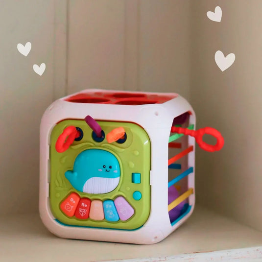 Cubo didáctico con 7 actividades de estimulación sensorial