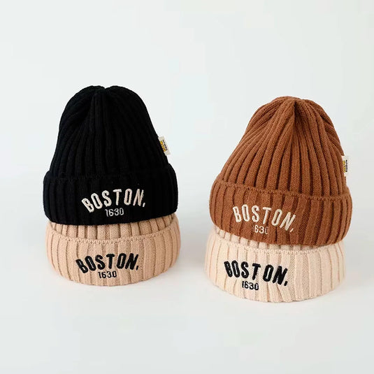 Gorro de diseño tejido Boston 1630 para bebé, color plano ideal para el día a día, gorro de punto cálido con dobles, hecho en material suave hippoargenico