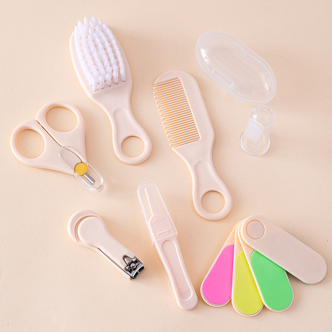 Kit de aseo 7pz color beige para bebé, artículos esenciales para el cuidado, de tamaño compacto ideal para llevarlo a todos lados