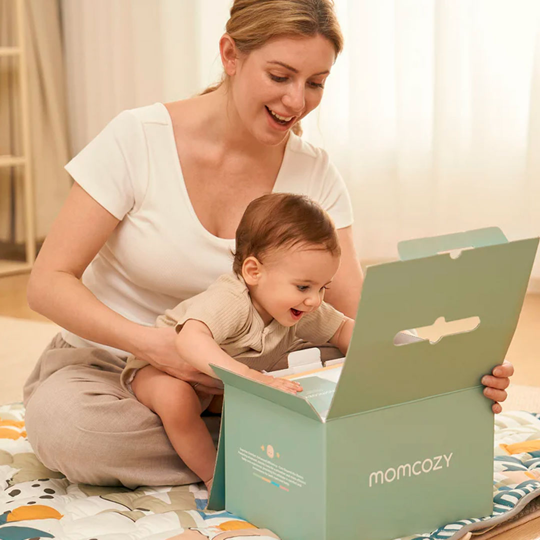 Kit Elite esencial para el cuidado suave del bebé, set de 10 piezas color verde menta para la limpieza, cuidado y aseo del recién nacido, con estuche para facilitar su transporte - Momcozy