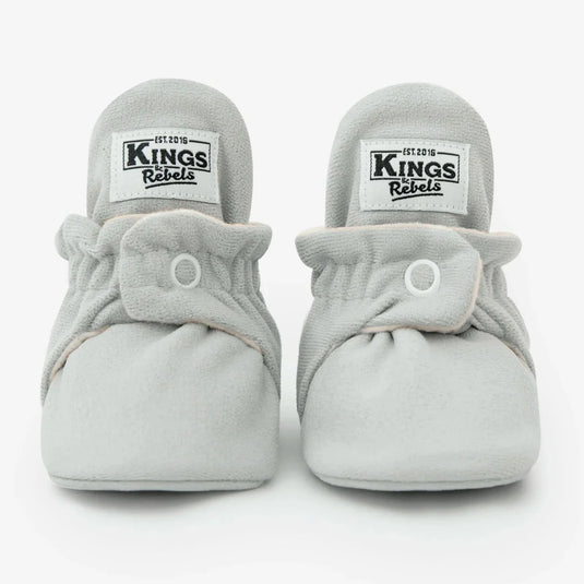Zapatitos Gamuza Classic Gris Claro para bebé - Kings & Rebels