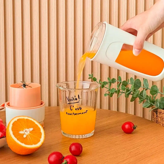 Termo licuadora portátil recargable por USB, capacidad de 340ml, diseño inalámbrico, con agarradera, de tamaño compacto para llevar a todas partes