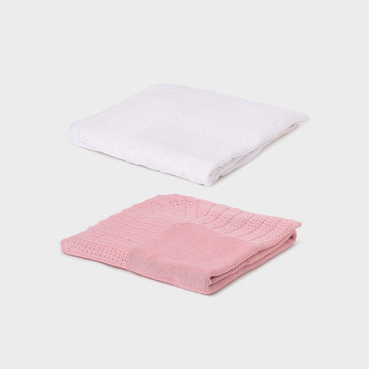 Manta tejida con borde bordado para bebé, cobija suave de material hipoalergénico, borde con detalles bordados - Mayoral