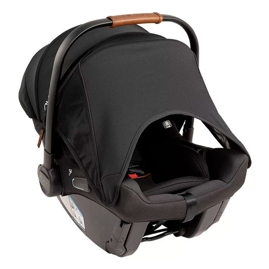 Coche paseador con portabebés "Triv Next", con espaldar reclinable, arnés de seguridad de 5 puntos, barra de empuje ajustable y detalles en cuero sintético - Nuna