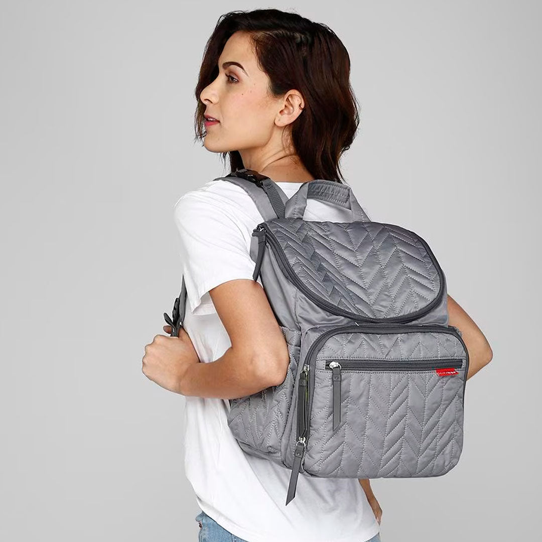 Pañalera morral multifuncional con solapa bordada, con cambiador portátil, de gran capacidad, correas ajustables, bolsillos térmicos, correitas para colgar del coche, hecha en material resistente