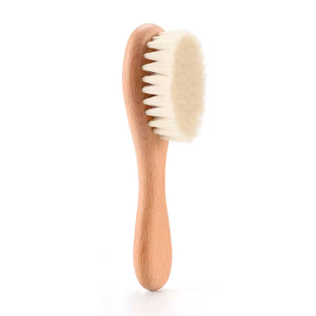 Set x2 piezas de peine y cepillo en bambú para bebé, juego para el cuidado del cabello, con mango ergonómico, hecho en madera suave - Kokibebe