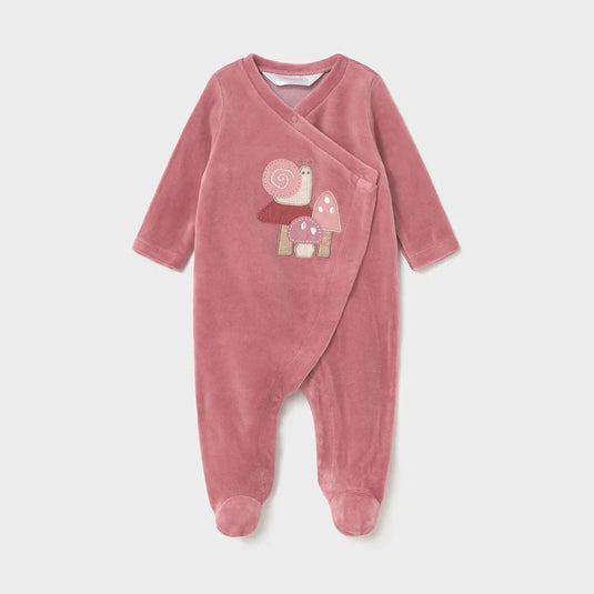 Pijama mameluco manga larga estampada para bebé, cuello redondo, cierre lateral con botones a presión, botones a presión en la entrepierna para facilitar la puesta de la prenda, elementos estampados de adorno - Mayoral