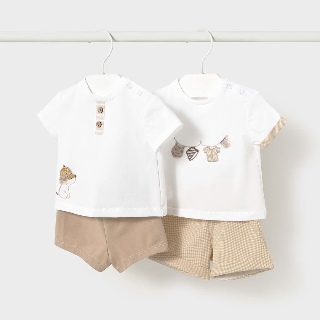 Set 2pz camiseta con diseño bordado y short, hecho en tela transpirable e hipoalergénica, ajuste de botones en el hombro - Mayoral