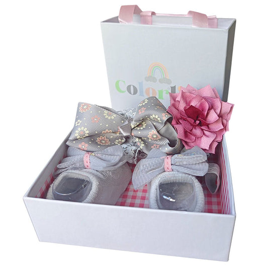 Set x3 unidades con par de medias y balacas para niña, par de calcetines a juego, con textura antideslizante en la suela, lazos de encaje para el cabello con adornos - Color & Life