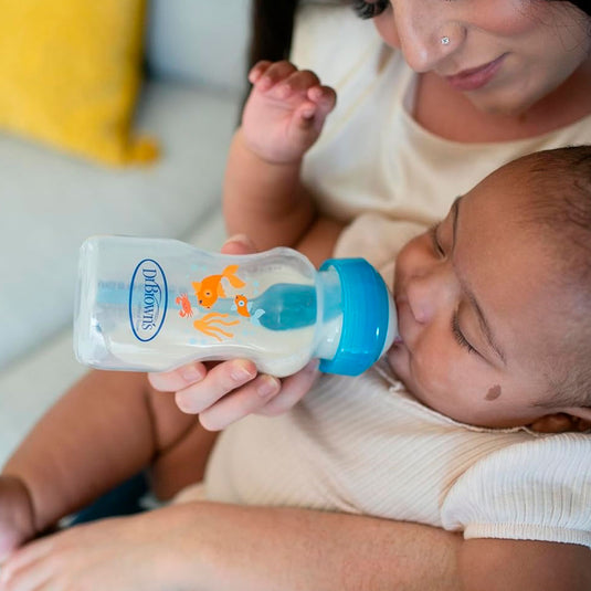 Set regalo 5pz de teteros anticólicos Options+ cepillo y chupa, biberones boca ancha, tetinas de silicona nivel 1, cepillo para lavar teteros, chupa 0-6, diseños estampados - Dr Brown's