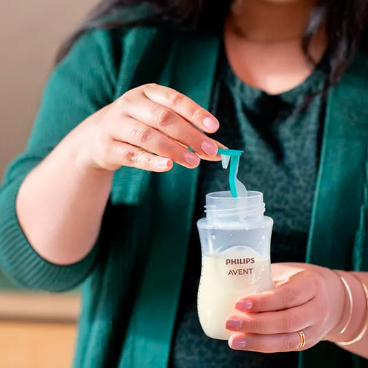 Tetero 9oz AirFree con válvula anticólicos, tetina suave y antigoteo - Philips Avent Natural Response