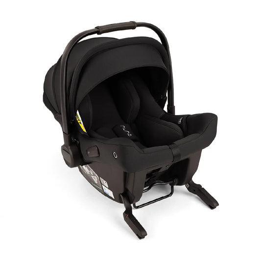 Coche paseador SWIV BMW Collection PIPA™ Urbn con rotación 360° en las cuatro ruedas, asiento reversible, chasis de fibra de carbono y plegado compacto - Nuna