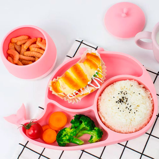 Set vajilla 8pz en silicona diseño Ballenita, combo de alimentación complementaria, 100% libre de BPA, set de babero, plato, tazón y cubiertos, hechos en material calidad alimenticia y resistente - Color & Life