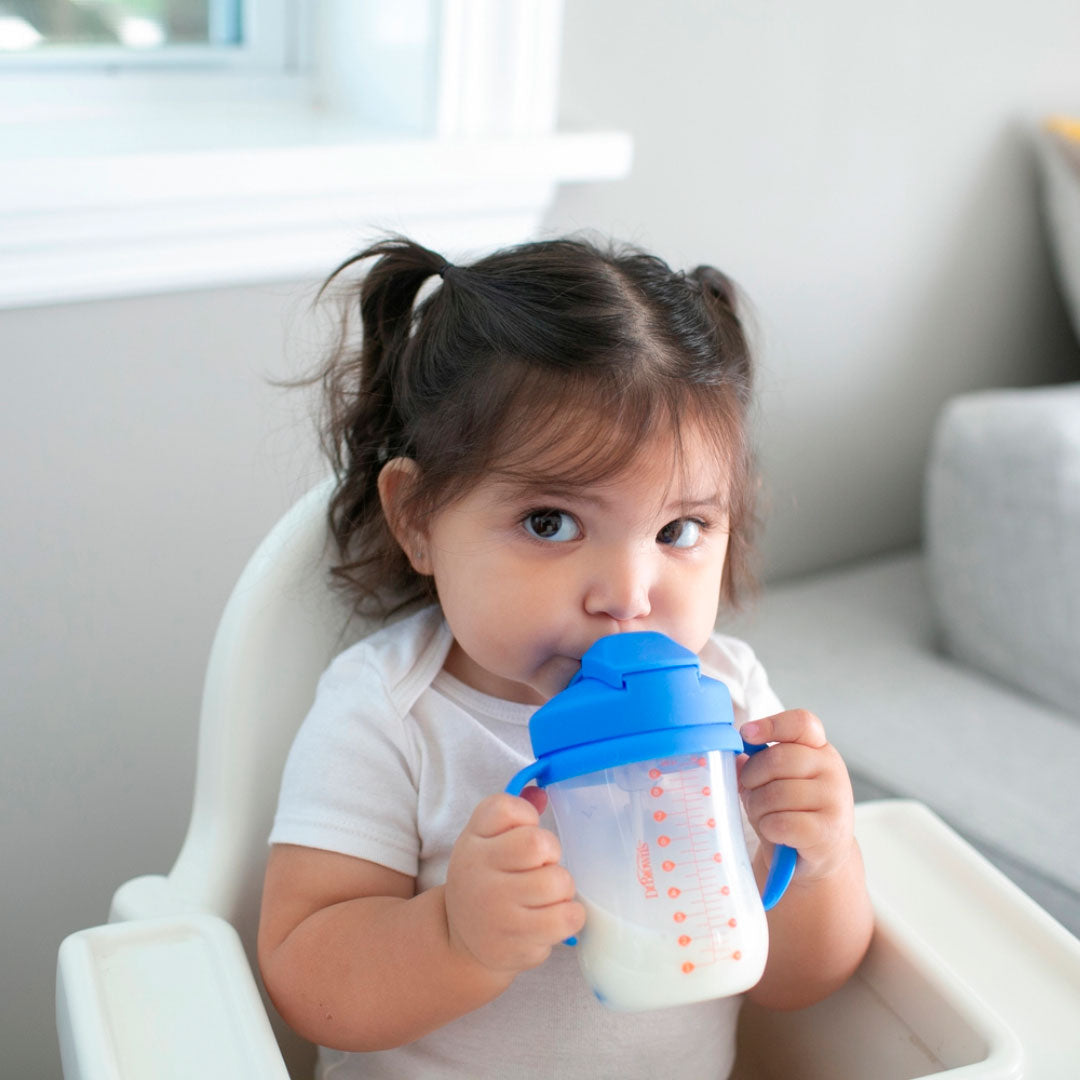 Vaso de 270 ml con agarraderas y pitillo para bebé, a prueba de derrames, protector para el pitillo, fácil de limpiar, 100% libre de BPA, hecho en material resistente - Dr Brown's