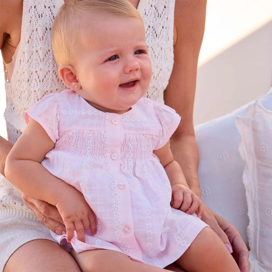 Vestido con diseño en patrón de florecitas blancas - Mayoral