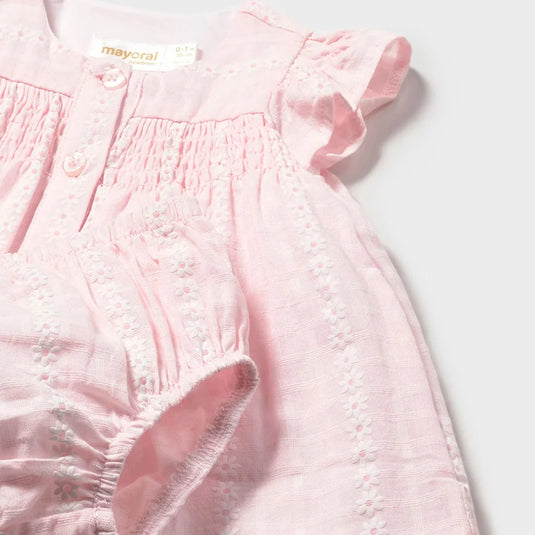 Vestido con diseño en patrón de florecitas blancas - Mayoral
