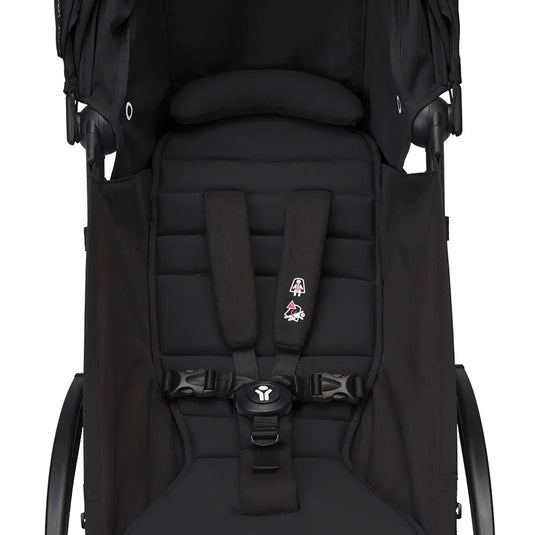 Coche de paseo Stokke YOYO3 desde los 6 meses, ultraligero y plegable en un instante, con capota anti-UV y arnés de 5 puntos, hasta los 4 años - Stokke