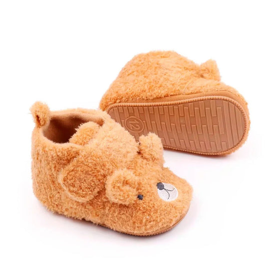 Zapatos cálidos ovejeros con diseño de osito para bebé, con suela antideslizante, hechos en material resistente e hipoalergénico, cómodo cierre ajustable en velcro