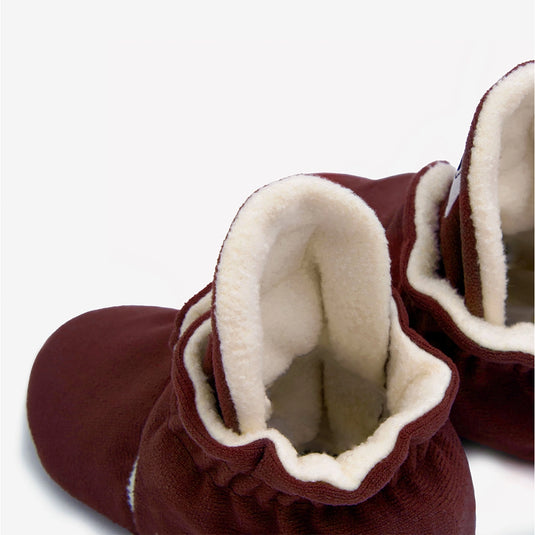 Zapatitos gamuza Cozy World - Edición Limitada, color Cranberry - Kings & Rebels