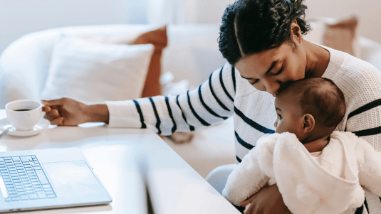 vuelta_trabajo_mama_licencia_bebe_coccoylolo