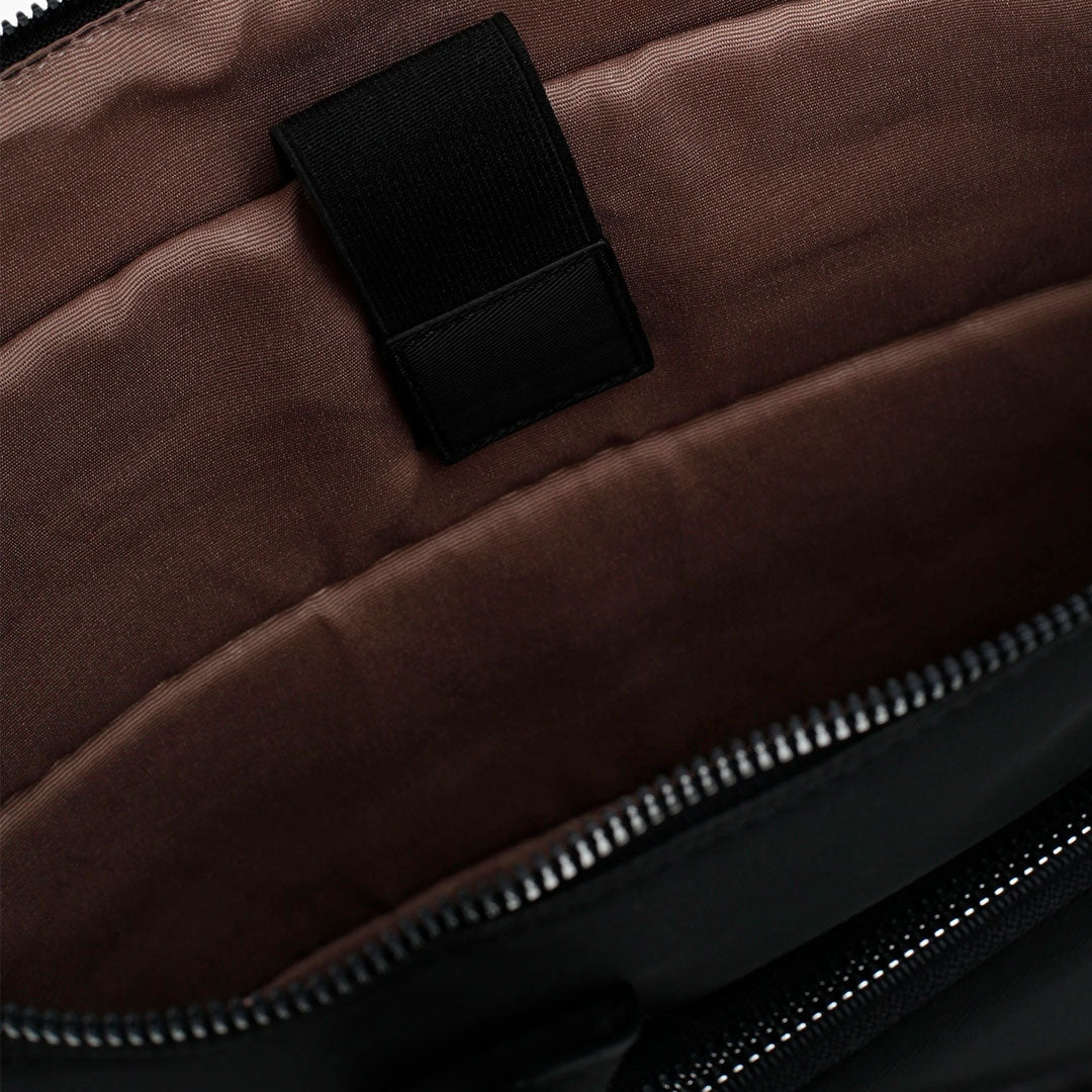 Bolso premium multifuncional en eco-cuero, buena capacidad de almacenamiento, con correa para llevarlo lateral, diseño francés - David Jones