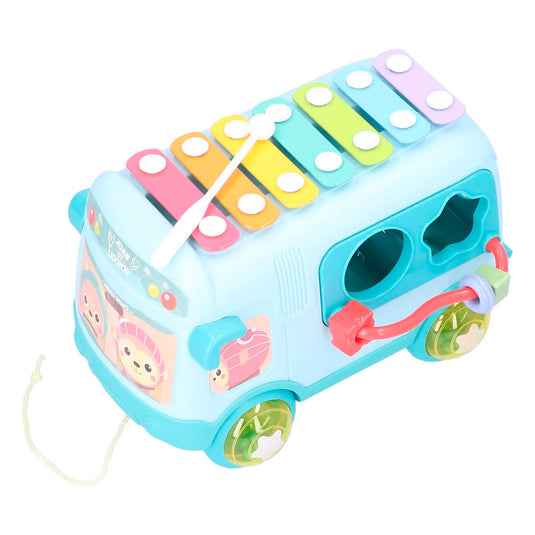 Bus xilófono didáctico multiactividades, con piezas para encaje de diferentes formas y colores, con ruedas sonajeros, hecho en material resistente