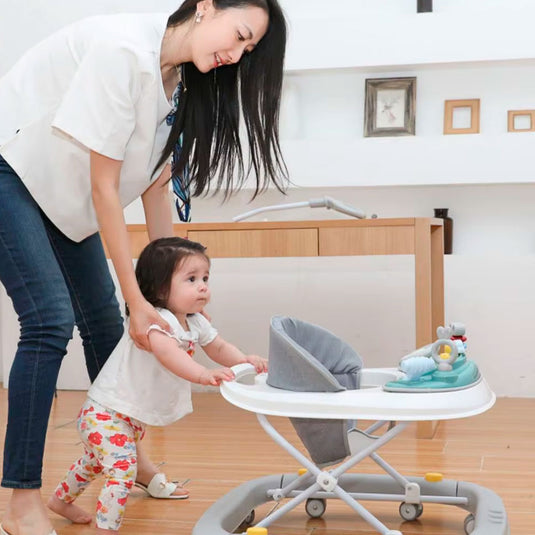 Caminador con guía y centro de entretenimiento, bandeja con juguetes y melodías, asiento cómodo, estructura metálica firme, con sistema de plegado - Mobilu