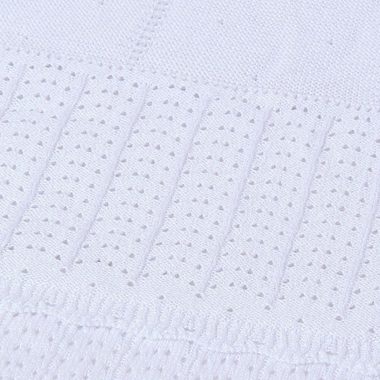 Cobija tejida con bordado para bebé, manta suave de material hipoalergénico, borde con detalles bordados - Mayoral
