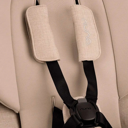 Coche estilo paseador TRIV™ next para bebé, con espaldar ajustable, arnés de seguridad de 5 puntos, barra de empuje ajustable y detalles en cuero ecológico - Nuna