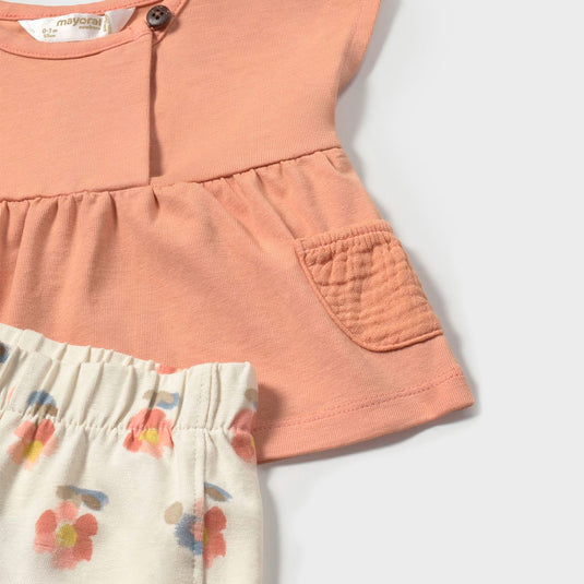 Conjunto 2pz blusa manga corta y short estampado, set de una blusa y un pantalón corto a juego, hechos en tela suave, con divertido diseño de florecitas - Mayoral