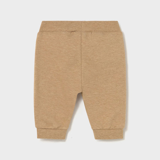 Conjunto 3pz color beige diseño bordado para recién nacido, set por una sudadera, un pantalón largo y camiseta a juego, cierre central delantero con cremallera, botón a presión en el cuello para facilitar la puesta - Mayoral