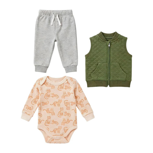 Conjunto de 3pz con chaleco, mameluco manga larga y pantalón