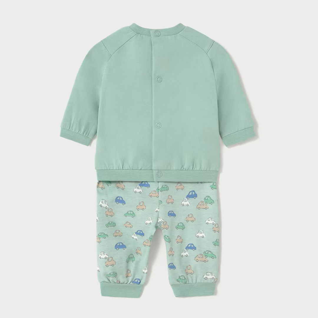 Conjunto 2pz buzo y pantalón diseño vehículos, set de un buzo y un pantalón largo, diseño estampado de carritos, tela suave y cálida - Mayoral