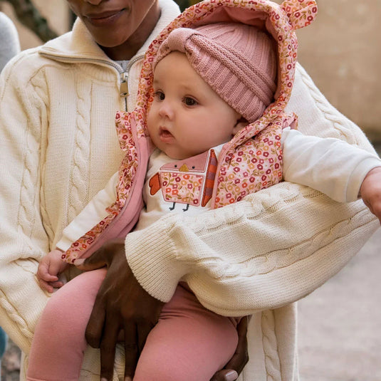 Conjunto de 3pz con chaleco estampado para bebé, cuello redondo, cierre con botones en el cuello para facilitar el ajuste, con capucha, cierre central delantero con cremallera, modelo con forro interior, pantalón con cinturilla elástica - Mayoral