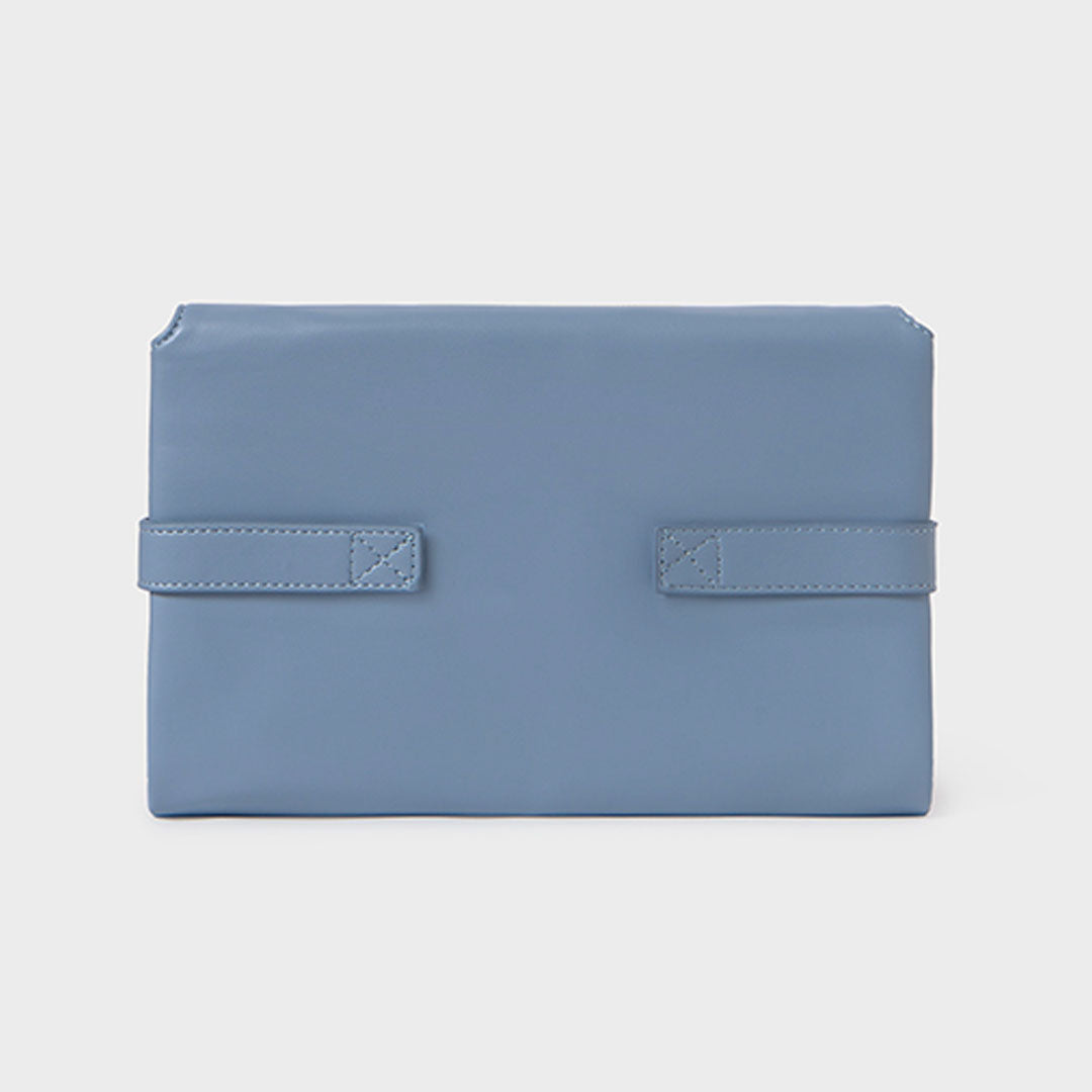 Cambiador portátil plegable waterproof para bebé, imprescindible para atender a tu bebé fuera de casa, suave forro interior de poliéster - Mayoral