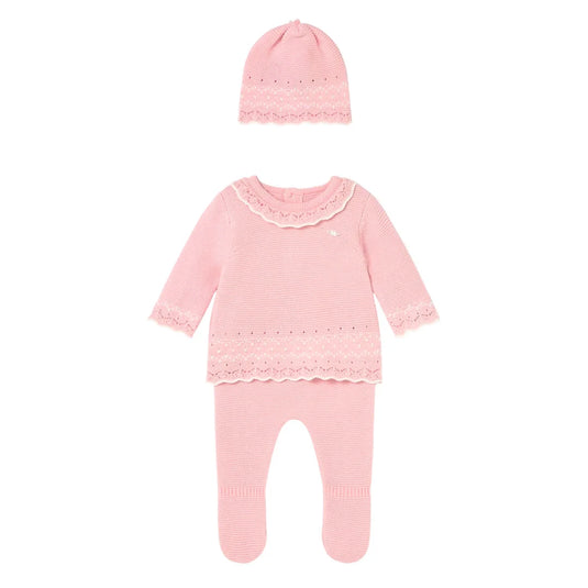 Conjunto tejido de 3pz con gorro para recién nacida, buzo con manga larga, cierre con botones en la espalda para facilitar la puesta, pantalón con pies tipo polaina, cinturilla elástica - Mayoral