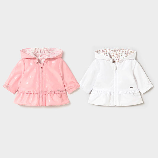 Chaqueta cortavientos terminación estilo falda, doble faz para combinar, con capucha retirable con botones, diseño estampado corazones - Mayoral