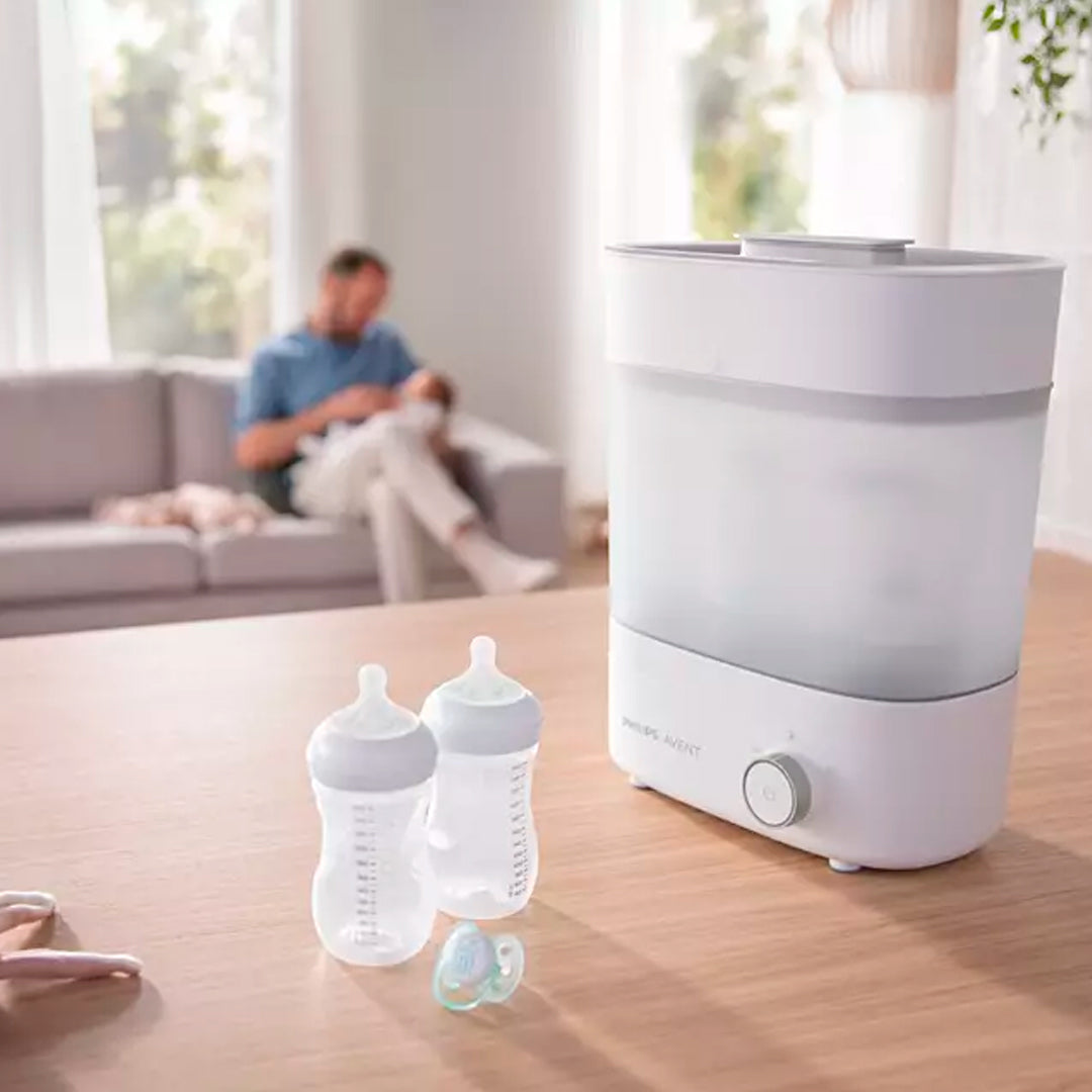 Esterilizador y secador eléctrico premium 4 en 1, con capacidad para 6 teteros y accesorios - Philips Avent