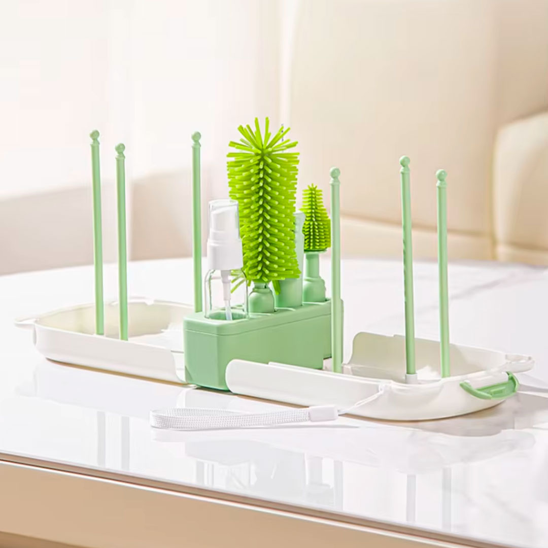 Juego de cepillos lavateteros portátil en estuche de osito, kit de limpieza de biberones, accesorios y vasos, hechos en silicona grado alimenticio, de tamaño compacto fácil de transportar