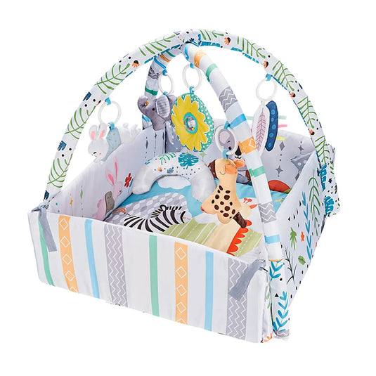 Gimnasio corral de pelotitas con tapete de animalitos, con arco de juguetes móviles, hecho en material resistente antialérgico, diseñado con colores y texturas estimulantes